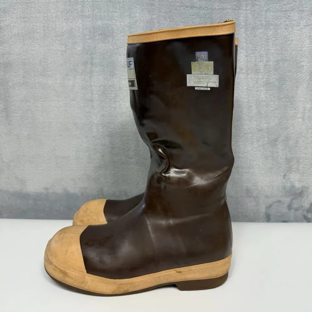 Xtratuf pre owned